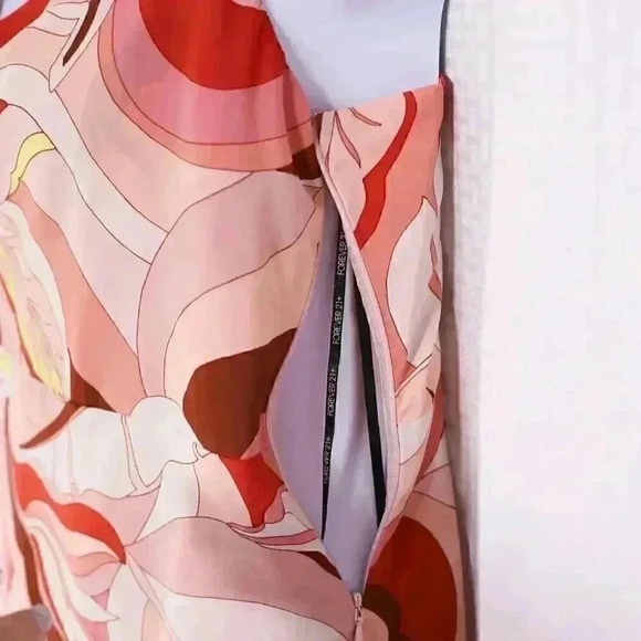 Forever 21+ Size OX Pink leaf print strappy side shirred midi dress - Picture 9 of 16